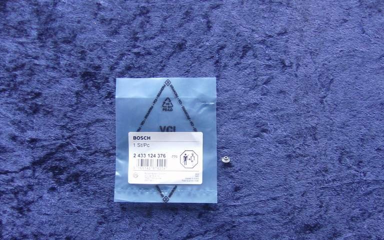 2433124376 Bosch bolt
